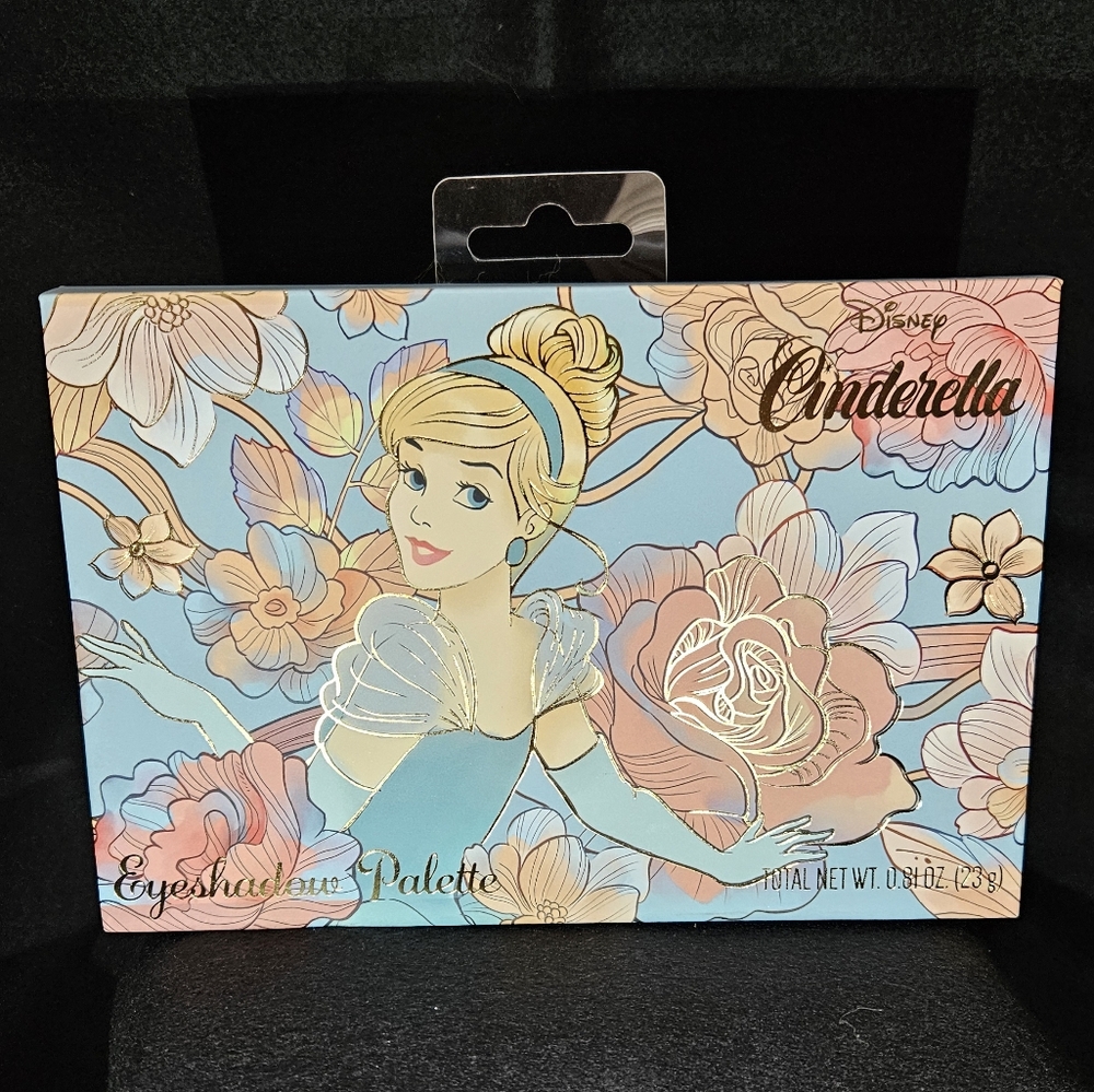 Disney Princess Cinderella Makeup Eyeshadow Palette